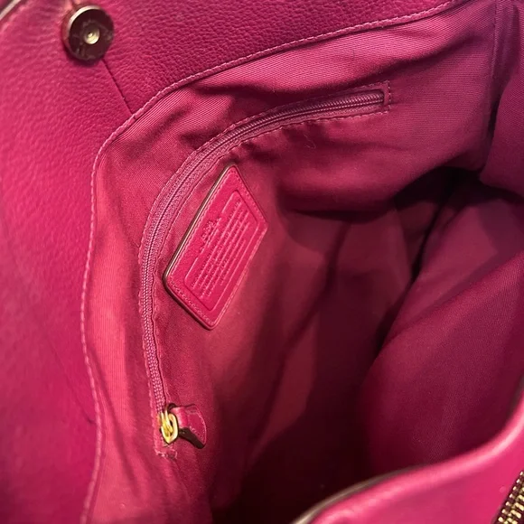 Coach Madison Pheobe Shoulder Bag in Pebbled Cranberry/Raspberry Leather - Picture 10 of 16